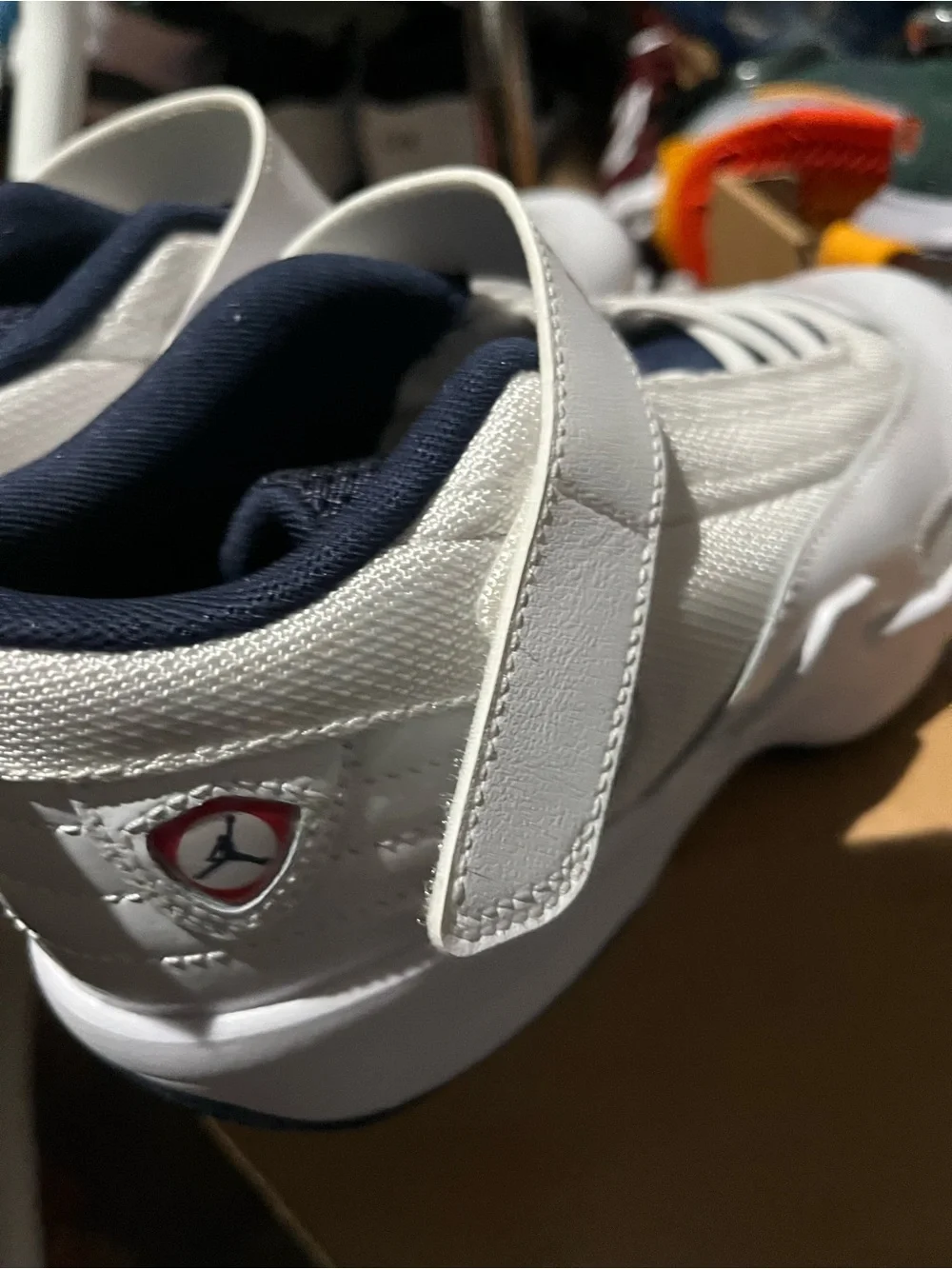 Nike  air Jordan Aura 6 PS. Fq8299-100White and Navy Strap Sneakers with Jumpman